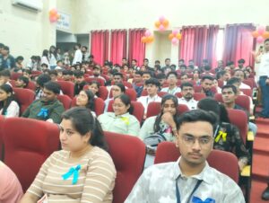 एसएसपीयू का उद्देश्य बेहतर एवं मूल्यपरक शिक्षा देना है : कुलाधिपति